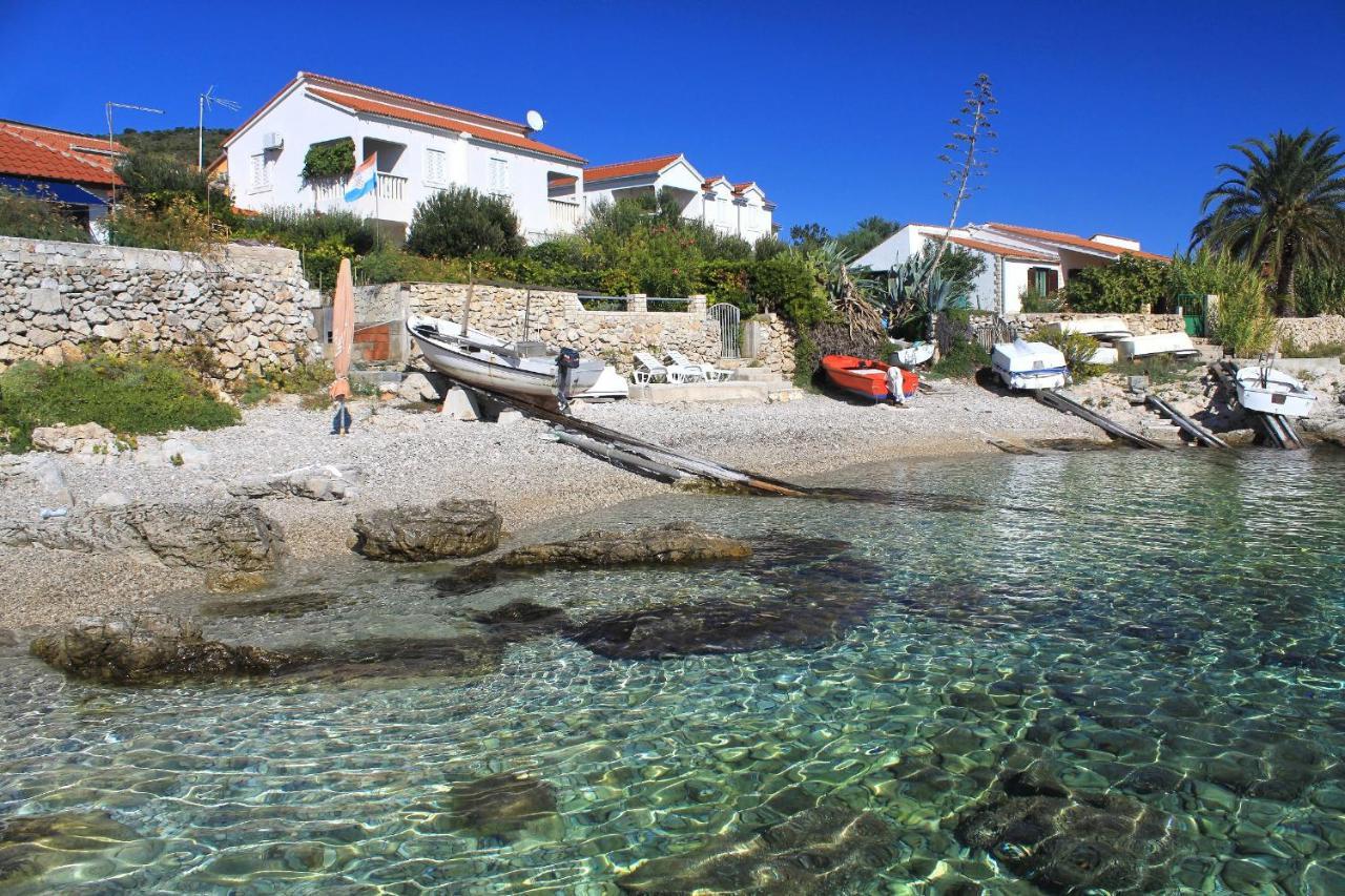 Apartments By The Sea Milna, Vis - 8896 Экстерьер фото