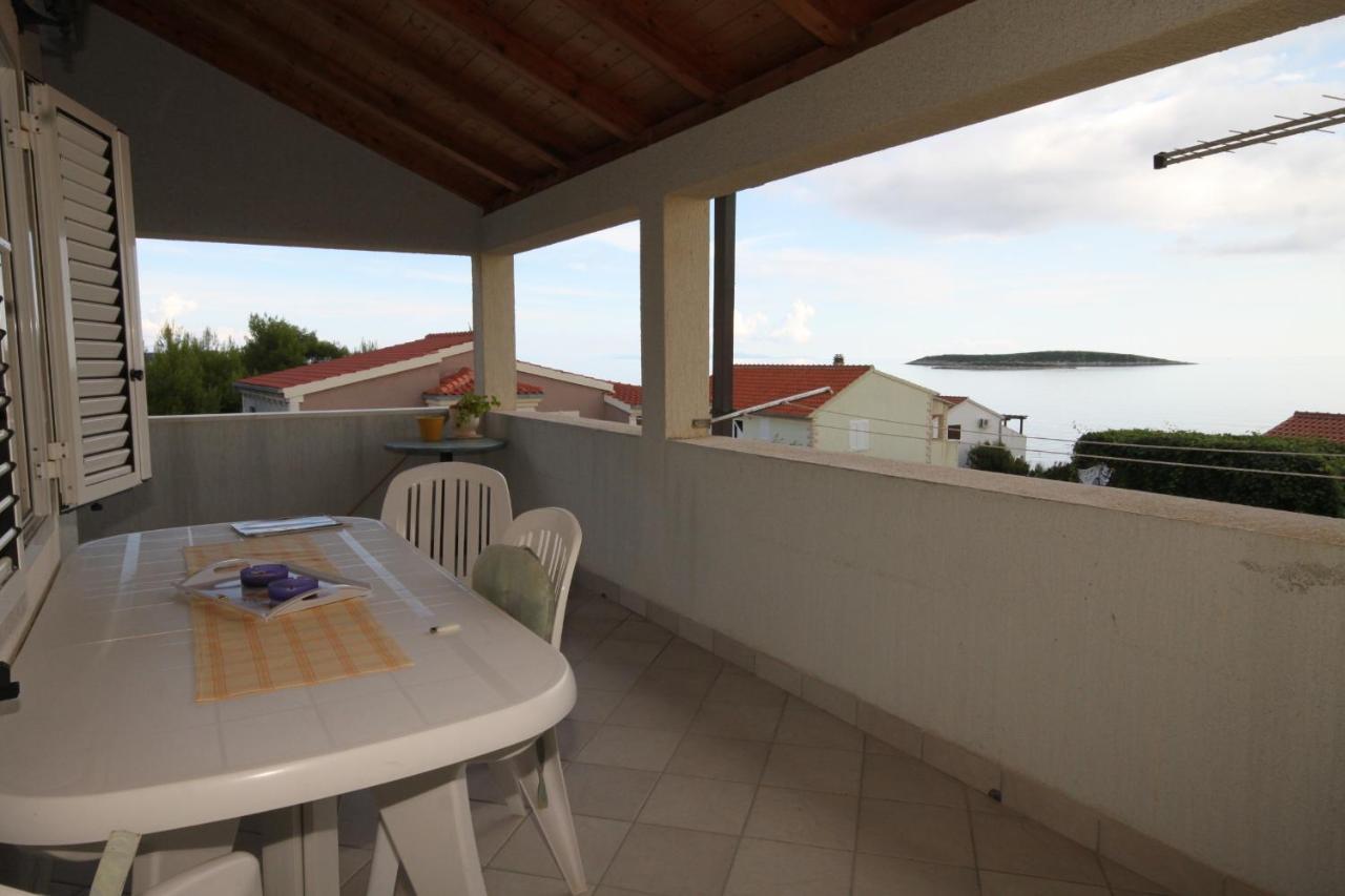 Apartments By The Sea Milna, Vis - 8896 Экстерьер фото